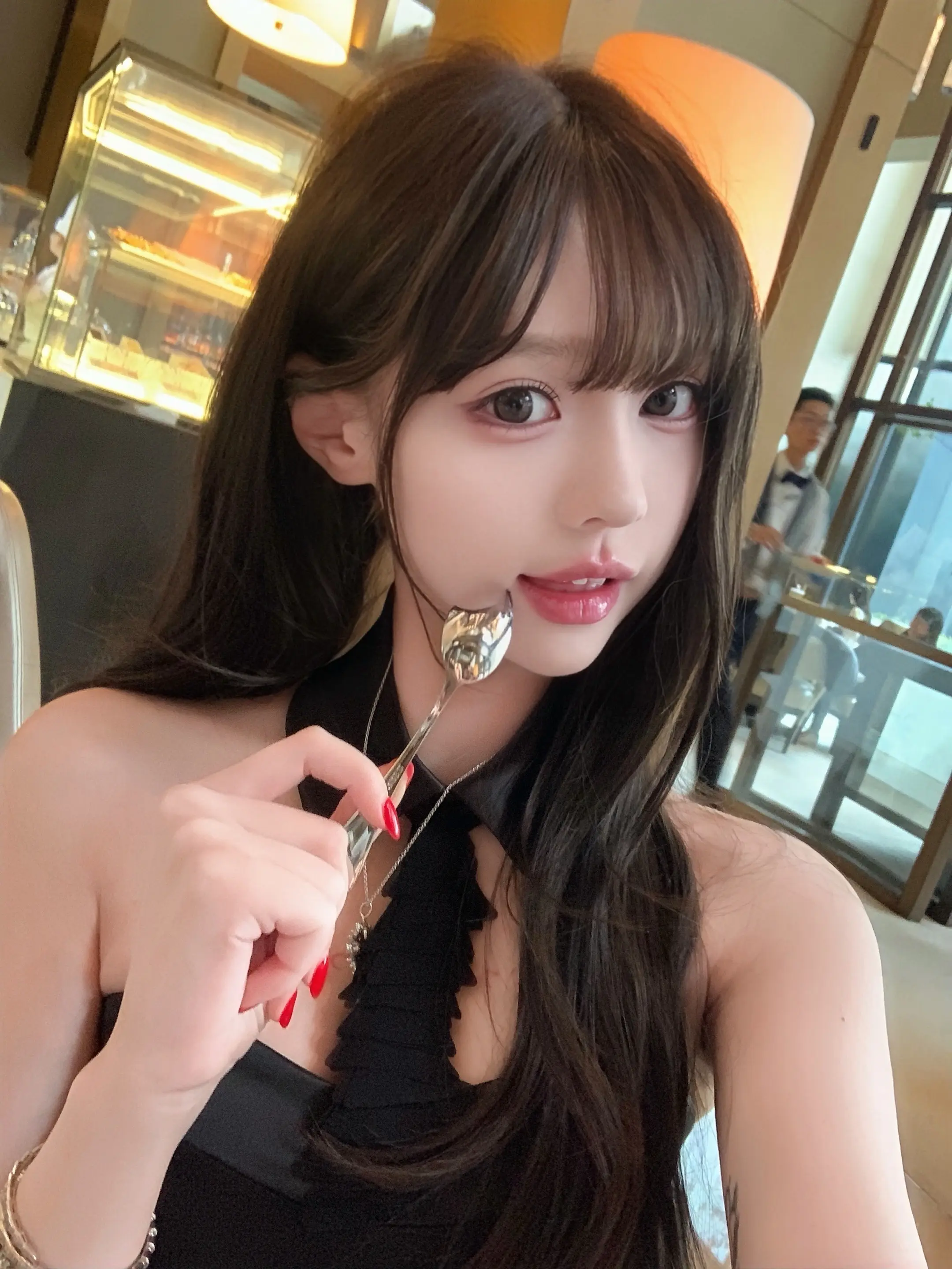 我们本来永远不会遇见的 但就在那天我突然很想出门