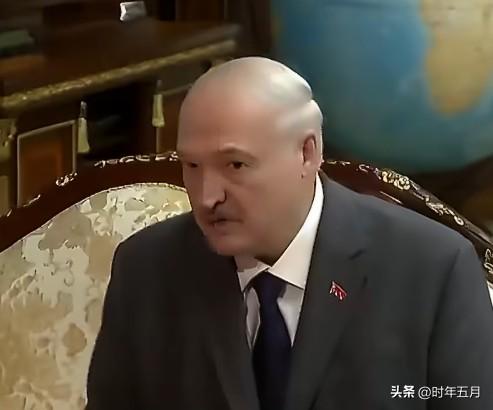 白俄罗斯总统卢卡申科表示，伊朗最高领袖哈梅内伊的暗杀“绝对不可接受”。

“美国