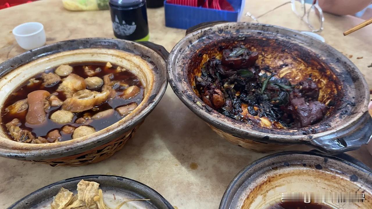 马来西亚肉骨茶吃起来！