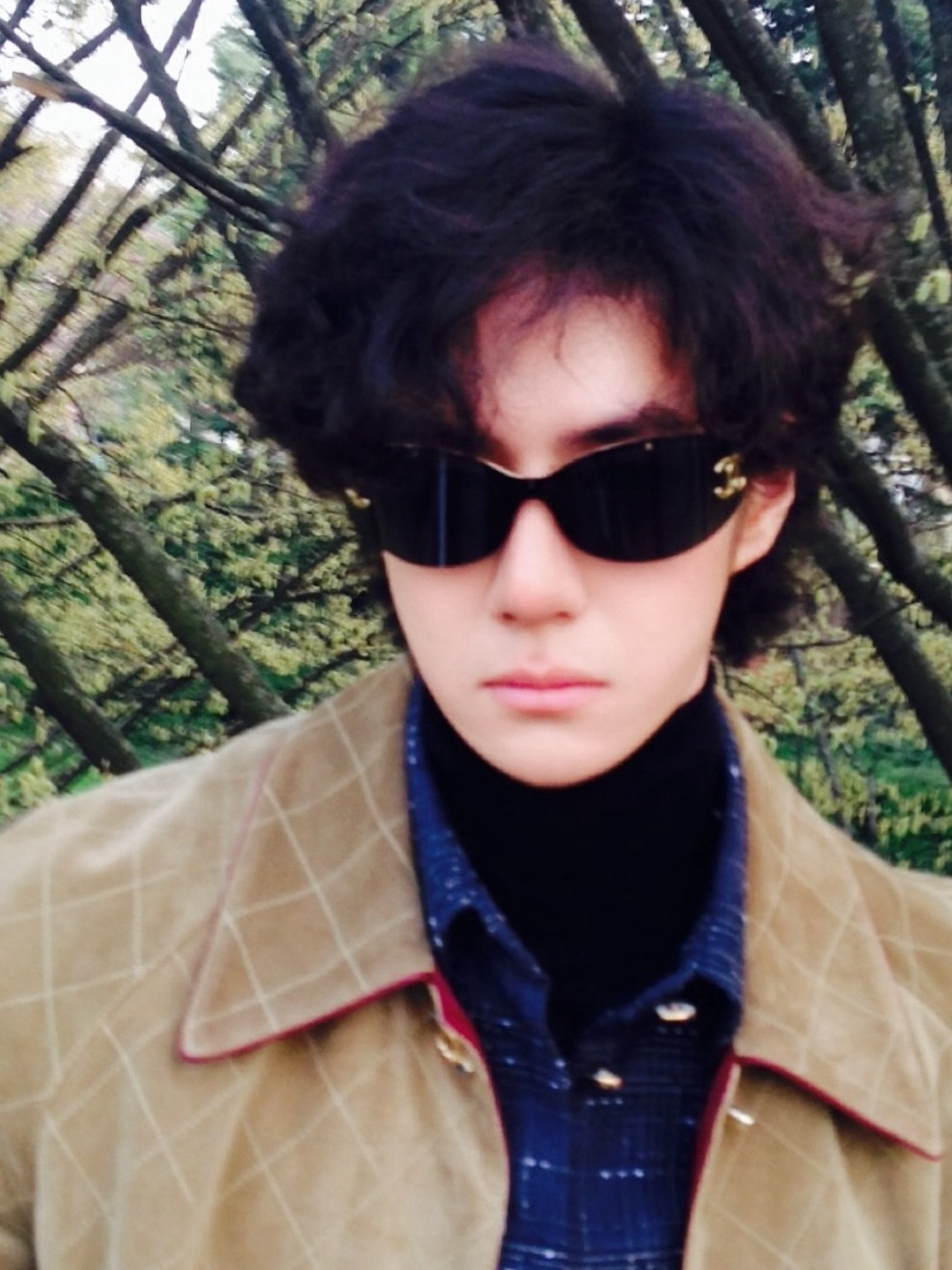 王一博 ·王一博香奈儿品牌形象大使 ins更新指路网页链接有新图！！去点点王一博