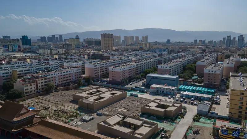 甘肃一拆迁工地挖出银元这事儿竟然是谣言！现在网络上这种消息传得那叫一个快，一开始