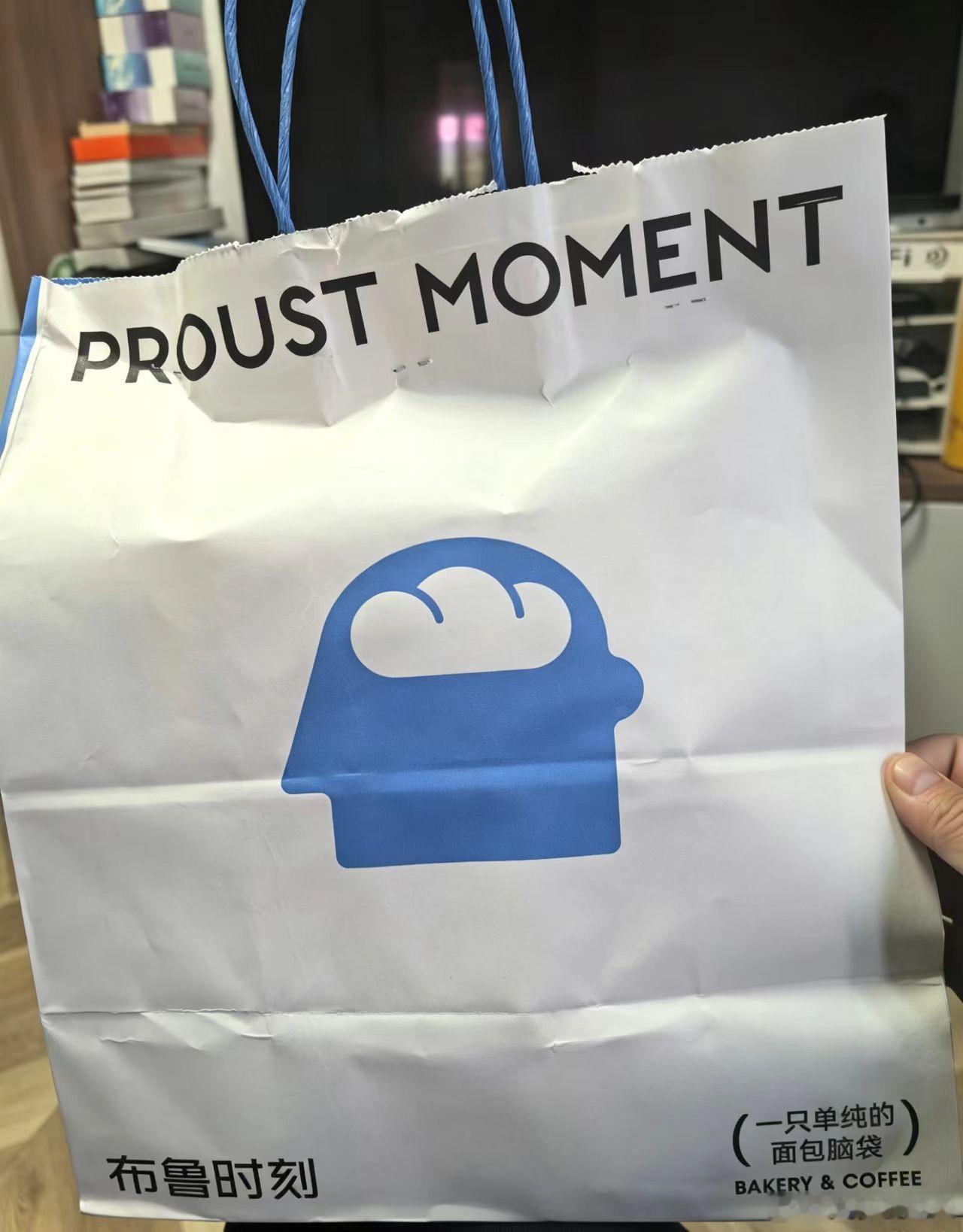 这个面包能火，也是因为申花的品牌效应，你试试看红皮，赤老会买！所以俱乐部商务这一