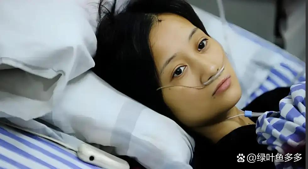吉林长春，一39岁女子在住院期间坠楼身亡。女子的丈夫、女儿和母亲都认为是医院护理