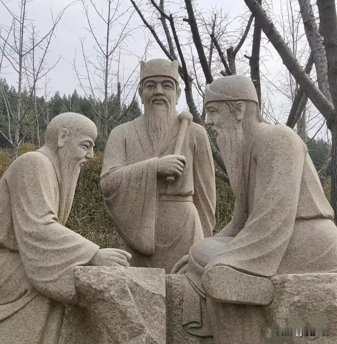 漫步山野风光，静赏人间草木，在寻常烟火里丰盈内心。闲暇时品读平台万千佳作，借鉴好