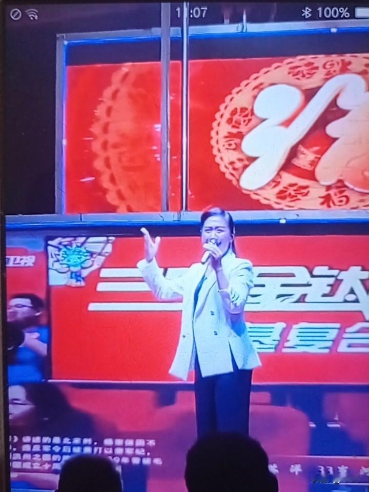 苏洋，是王红丽的弟子，也是《梨园春》明星擂主。在豫剧领域崭露头角。王红丽可是豫剧