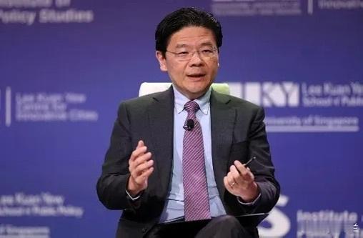 新加坡总理突然对华翻脸，严查芯片转运。很多人以为这是为了讨好美国。错了！真相是：