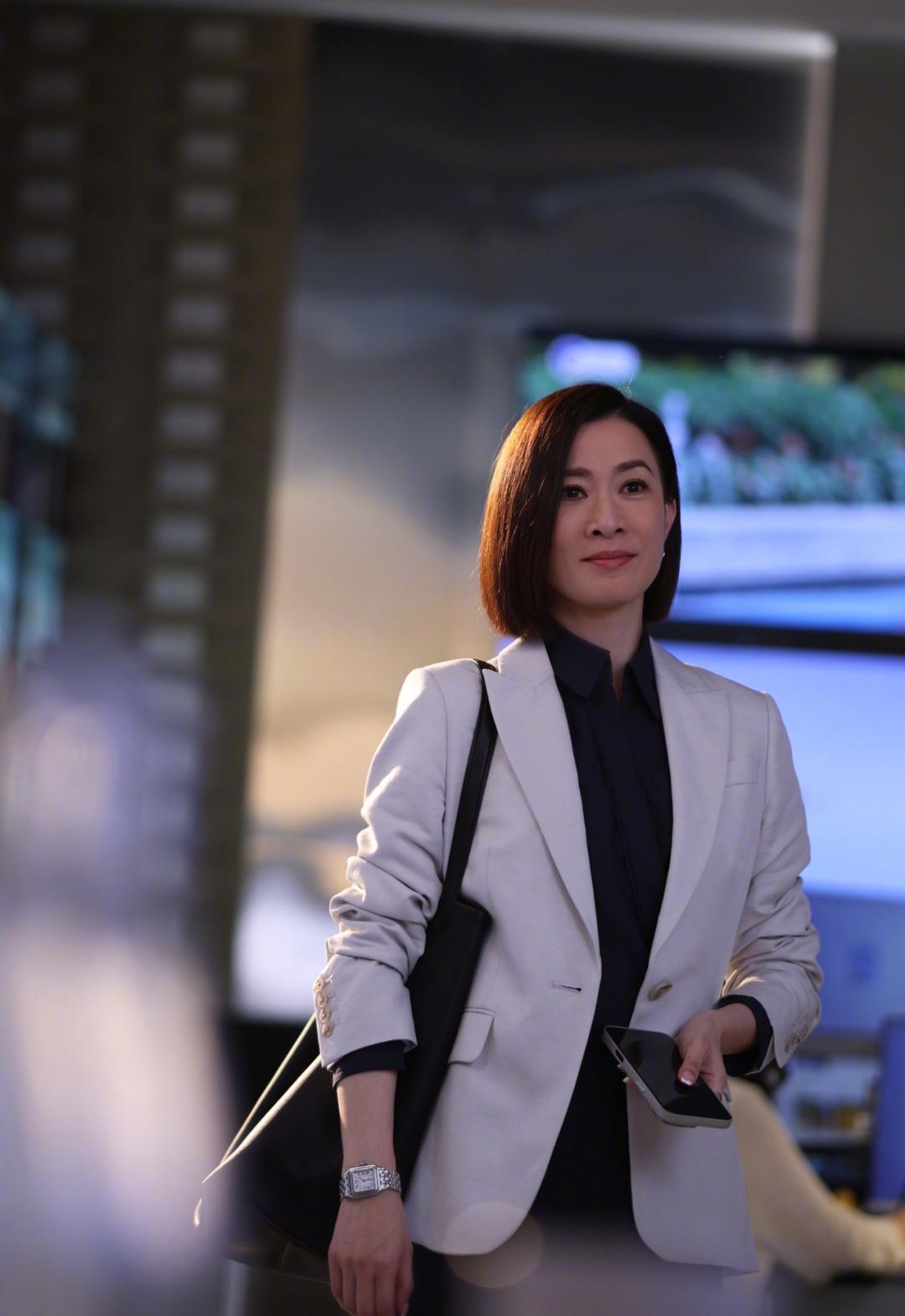 生命无常，珍惜当下

佘诗曼在采访中坦言已立好遗嘱，一句“我赚钱这么辛苦，不想浪