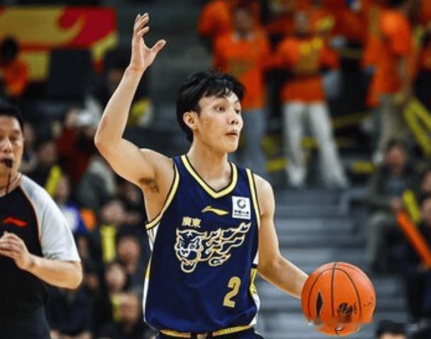 恕我直言，广东主场能险胜山东，下一场难过山西这关，原因很简单，徐杰必须打满37分