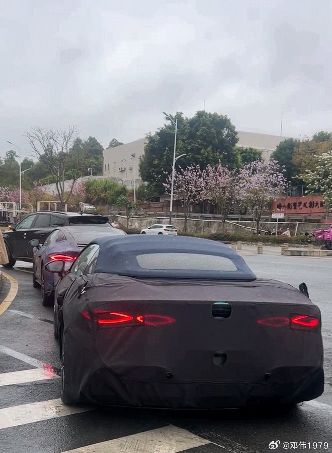 硬顶版、敞篷版腾势Z超跑腾势超跑后缀命名创意征集腾势