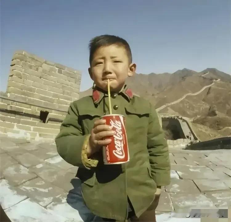 那时候的中国家庭连电视机是什么模样都不知道，但难不住西方国家为了宣传他们的商品采