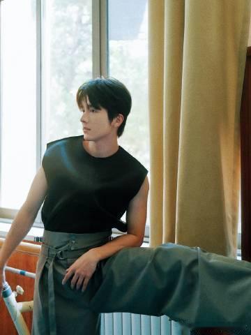 #张新成重回现偶# 期待他的表现，张新成演技太棒了，现偶的领域才是轻轻松松，他的