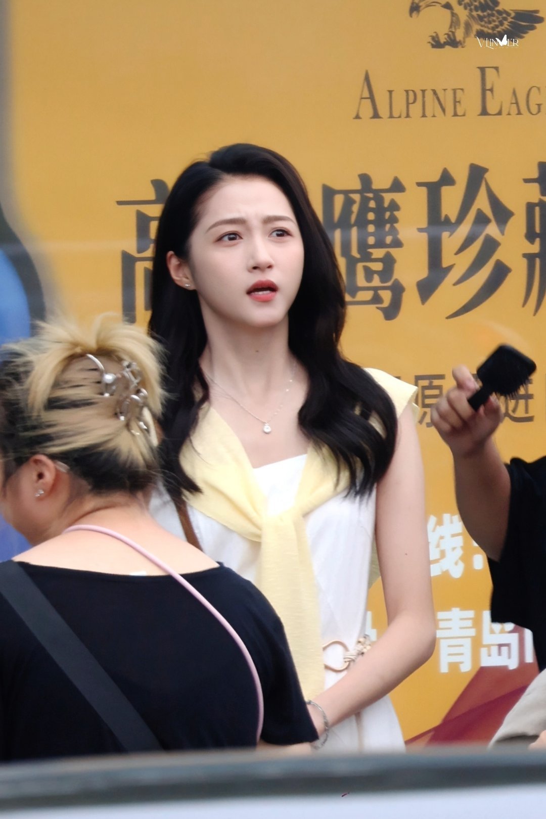 关晓彤 gxt关晓彤生逢其时 gxt关晓彤齐时 “以无数个春秋的热爱敬那肆意生长
