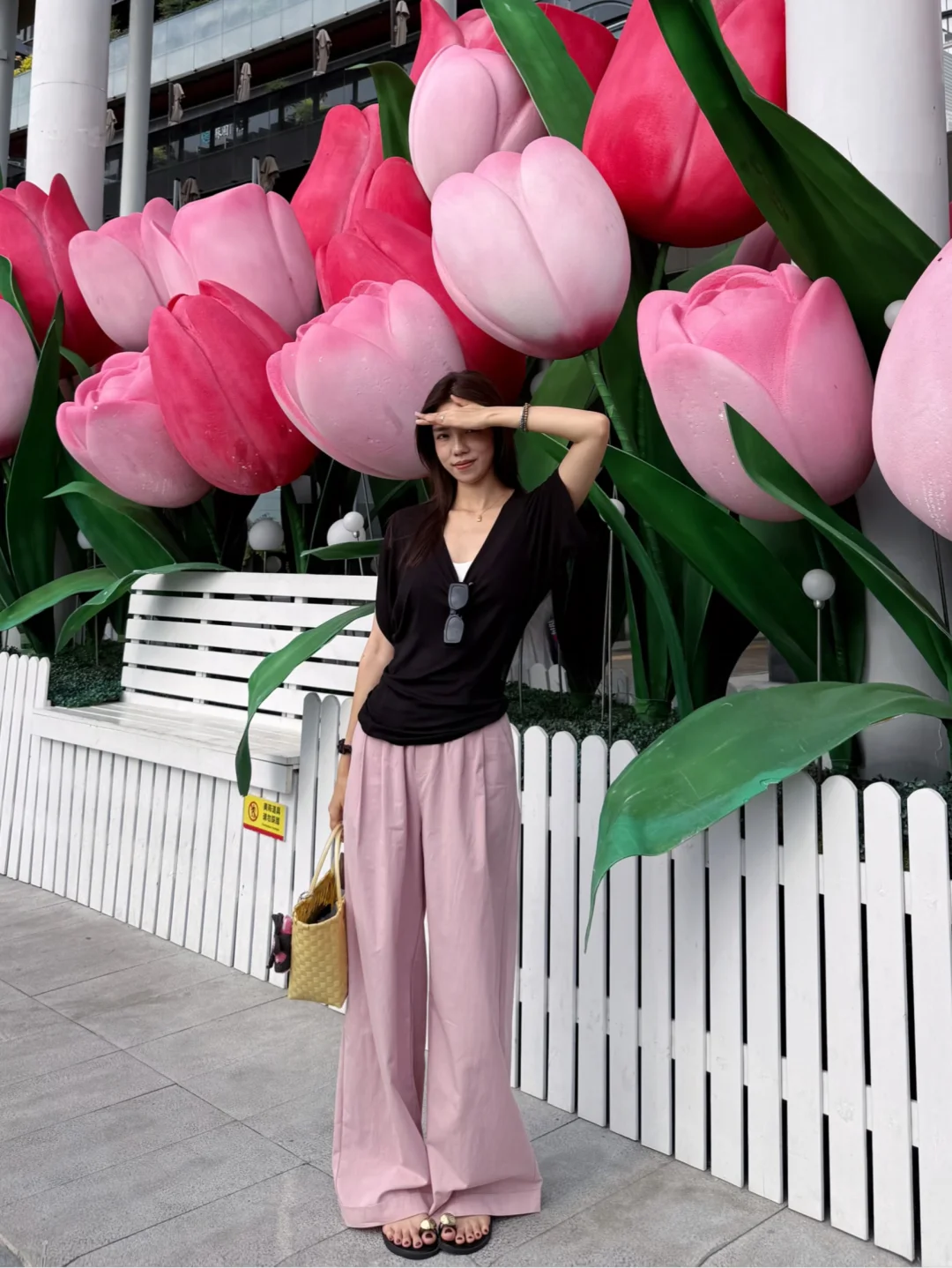 穿114cm散步裤 逛花花啦～🌷