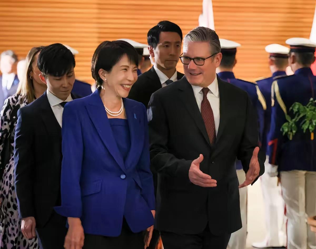 礼节性打卡。斯塔默访日，只待了7个小时，有效会谈时间20分钟。就好像过年去大哥家