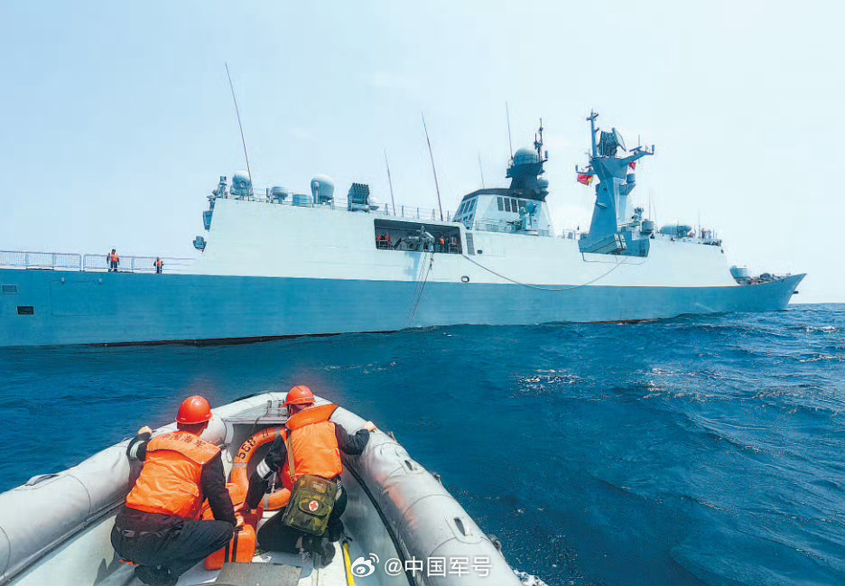 【中越北部湾联合巡逻暨海上联合训练结束 第十次边境国防友好交流活动圆满落幕】解放