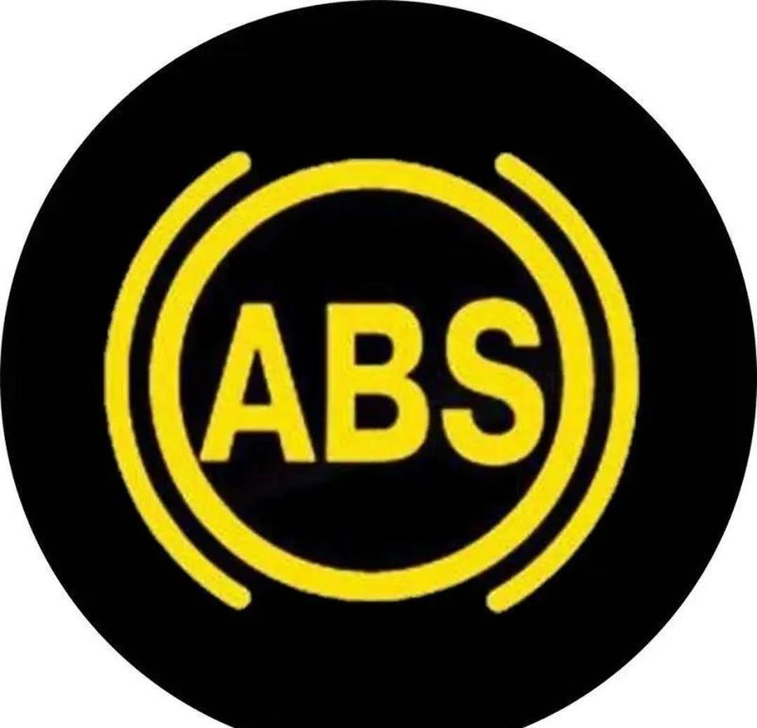 刹车距离越短就越安全吗？

很多人买车看安全配置时，会下意识关注“刹车距离”，甚