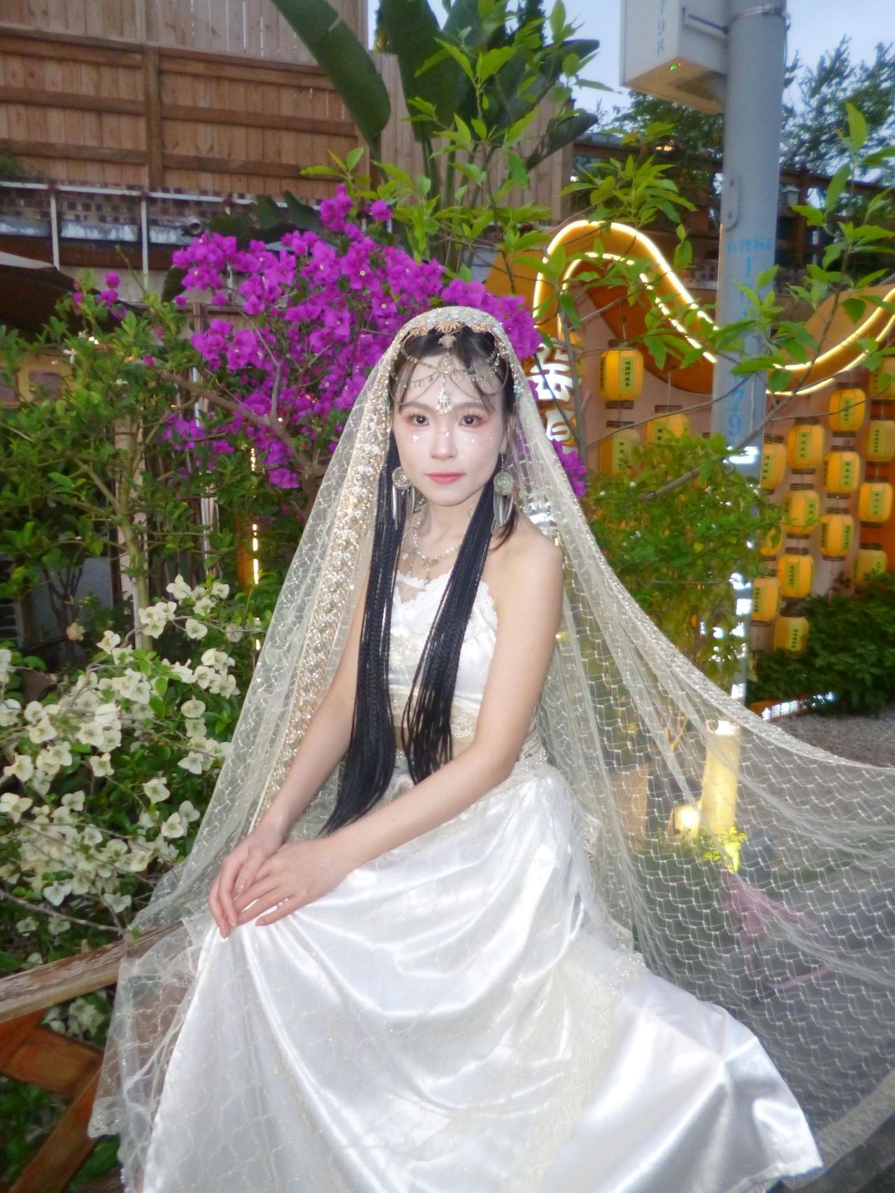 古镇随手拍几张西域服饰体验 民族风 西域女神 民族特色民族文化