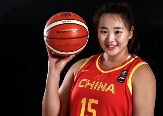 刘禹彤这身国家队球衣，怕是穿不了多久了，只要宫鲁鸣还坐在教练席上。这事不怪别人，