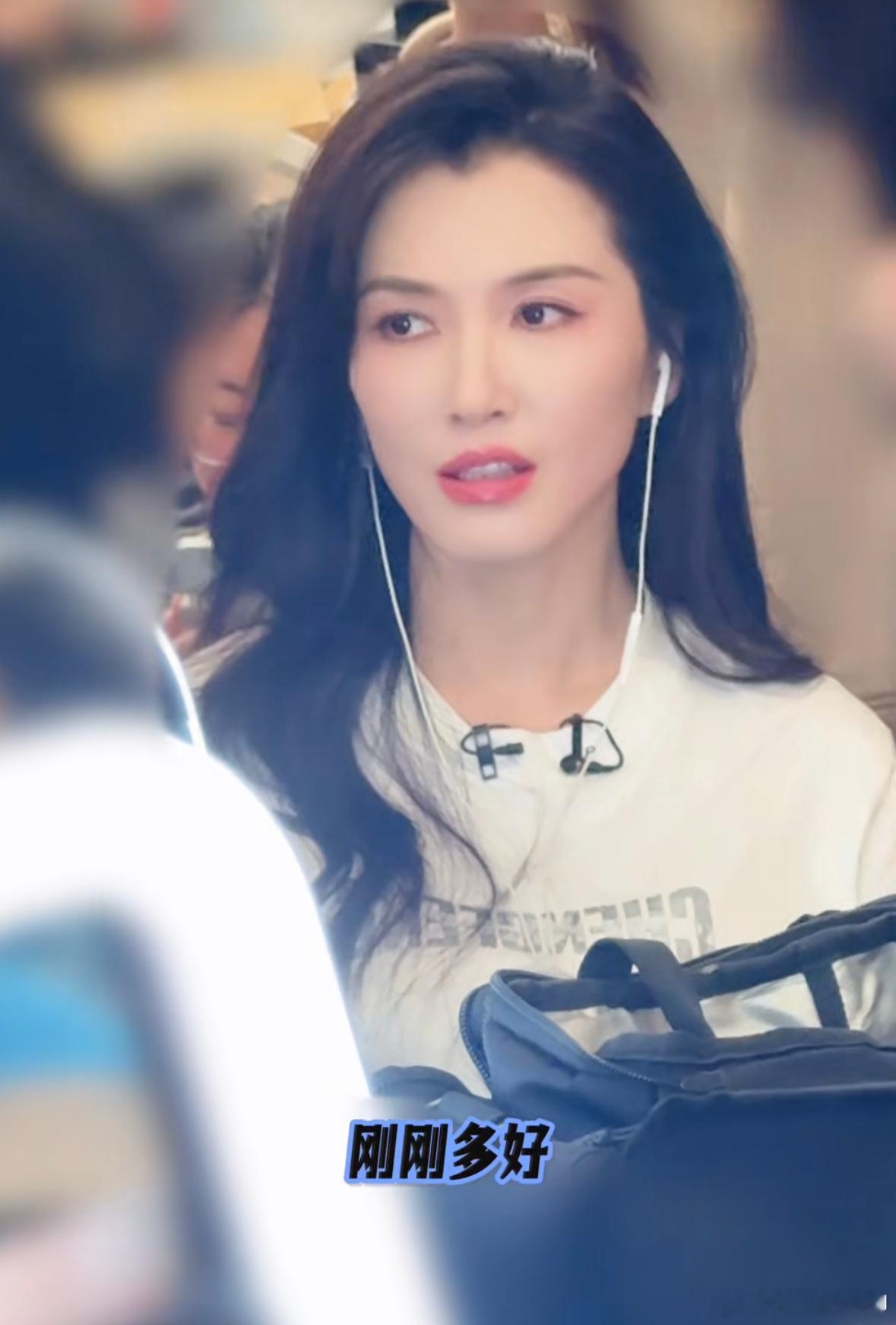 徐洁儿一到小考就长痘了徐洁儿二公小考vlog 姐姐真的好美，好漂亮徐洁儿一到小考