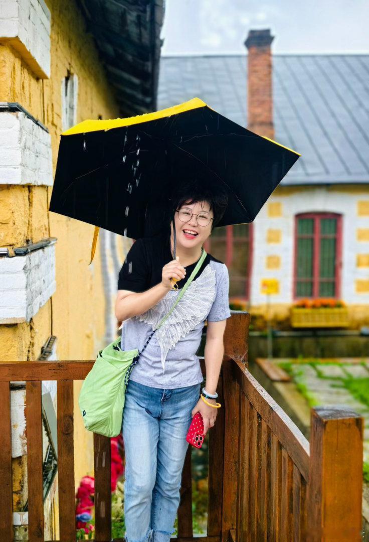 旅行 沿边境线走一圈又回哈尔滨了，一入哈尔滨地界就下雨，昨天中央大街被淹，不知道