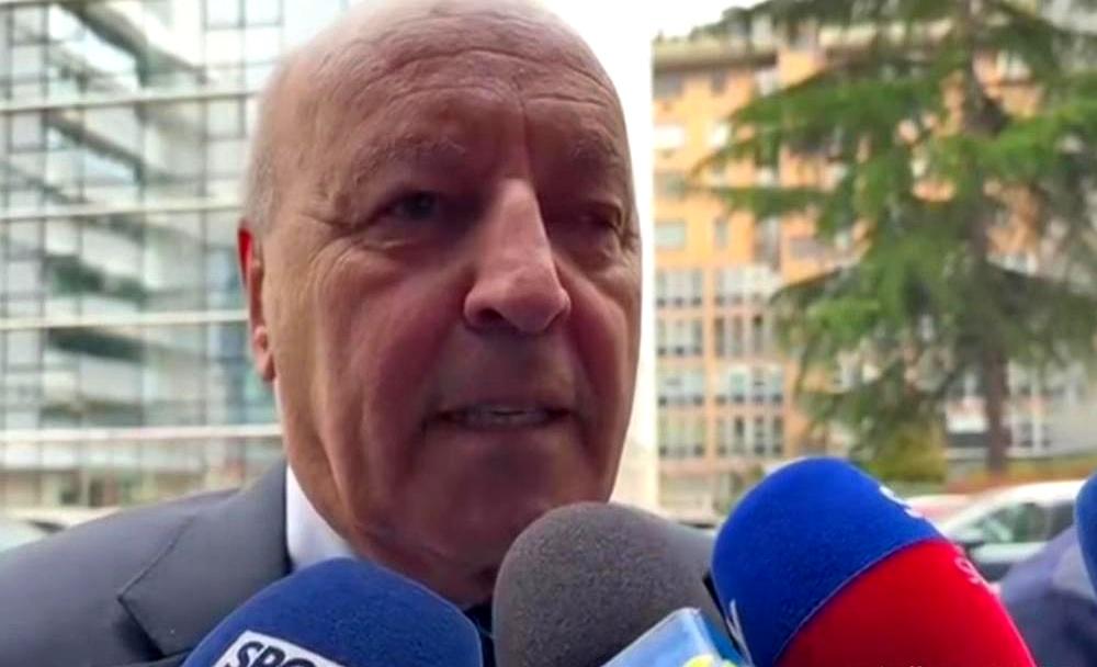 巴斯托尼那次摔倒，让国际米兰在赢下国家德比后，陷入了长久的舆论泥潭。
 

当时