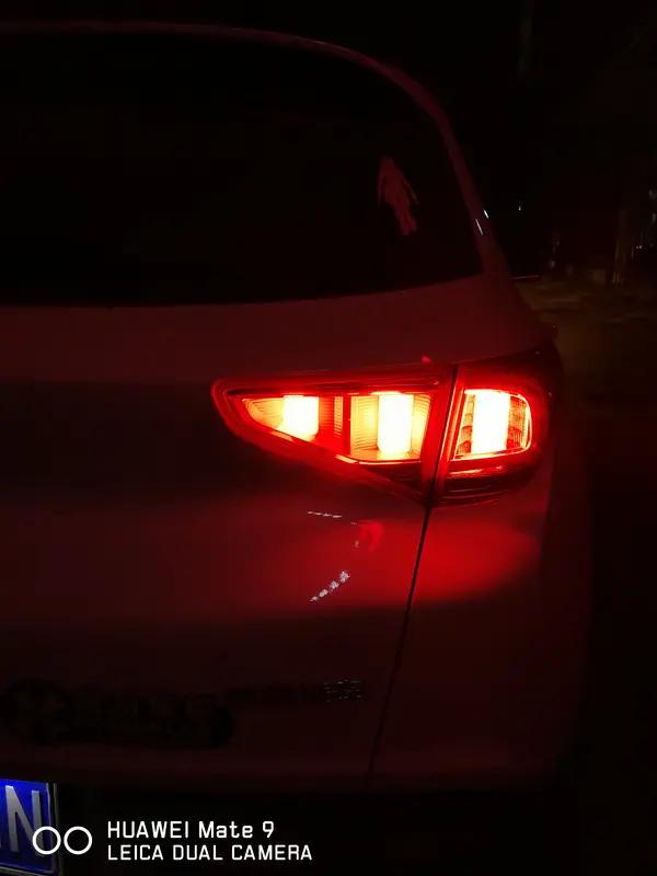 驾车行驶在路上最怕什么？
开车夲来是一件非常幸福的事情，无论道路堵和疏都各有各的