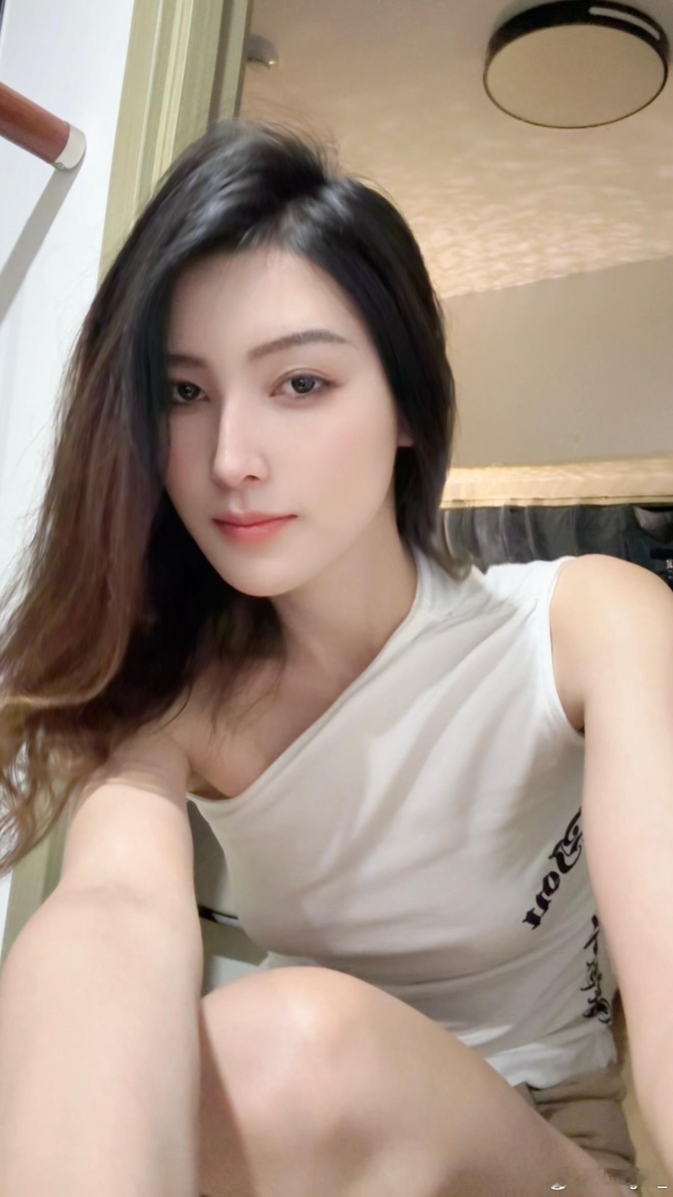 看世界，爱自己  ​​​