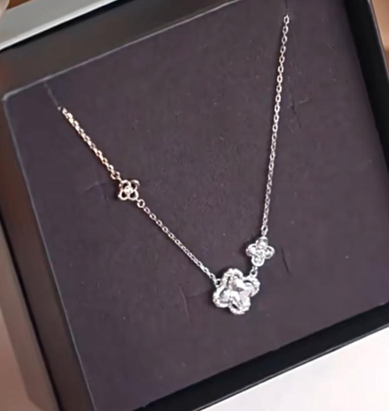 前两天，小女儿问我要我这边的收货地址，我问她干什么，她神秘兮兮的不告诉我，只让我