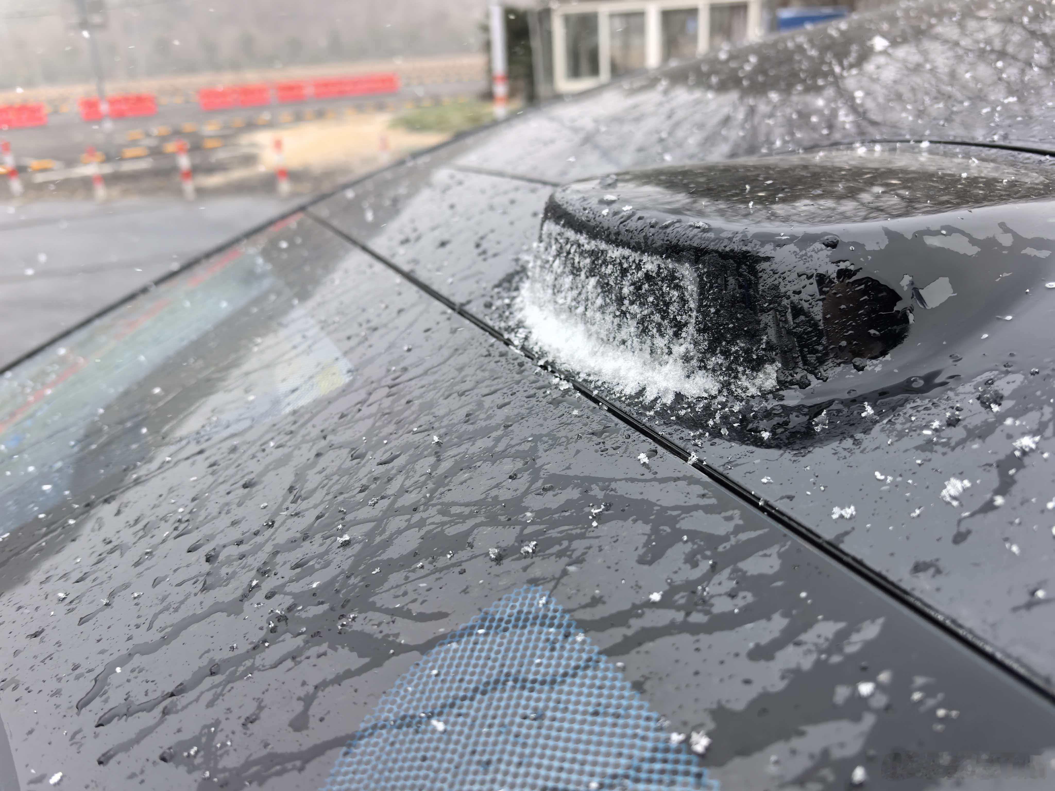 上海下雪了，今天是纯视觉胜利的一天(っ≧ω≦)っ❄️ 