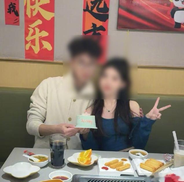 【22岁女子多次求饶仍被前男友杀害，一审将开庭】遇害女子称前男友敏感多疑控制欲强