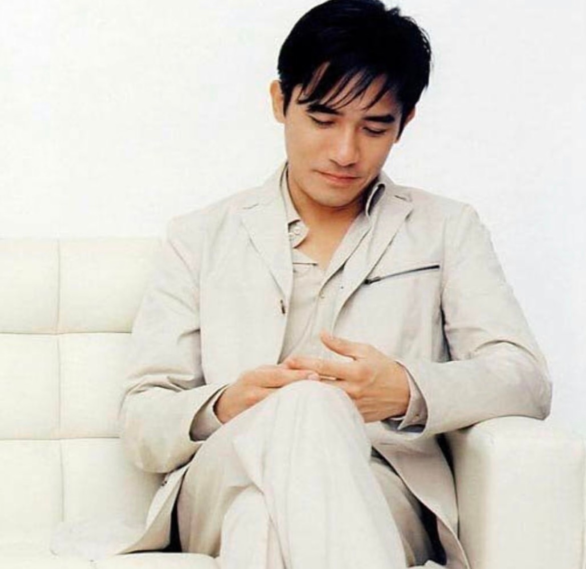 就这样疯狂吸食。 