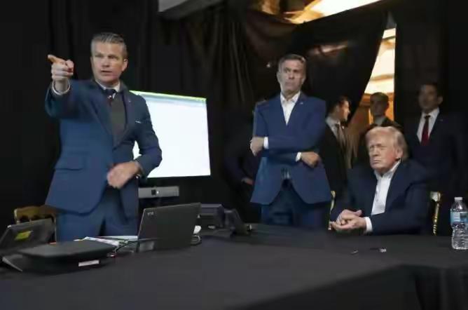 马杜罗飞行员曾拒绝美5千万美元利诱 美国为了抓捕马杜罗可真是煞费苦心，连5000