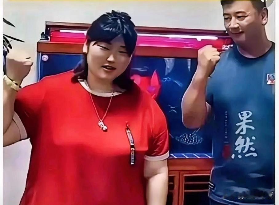 儿子要结婚买房，是安家；女儿要的是能自己站稳脚跟的路。 农村人常说“嫁出去的女儿