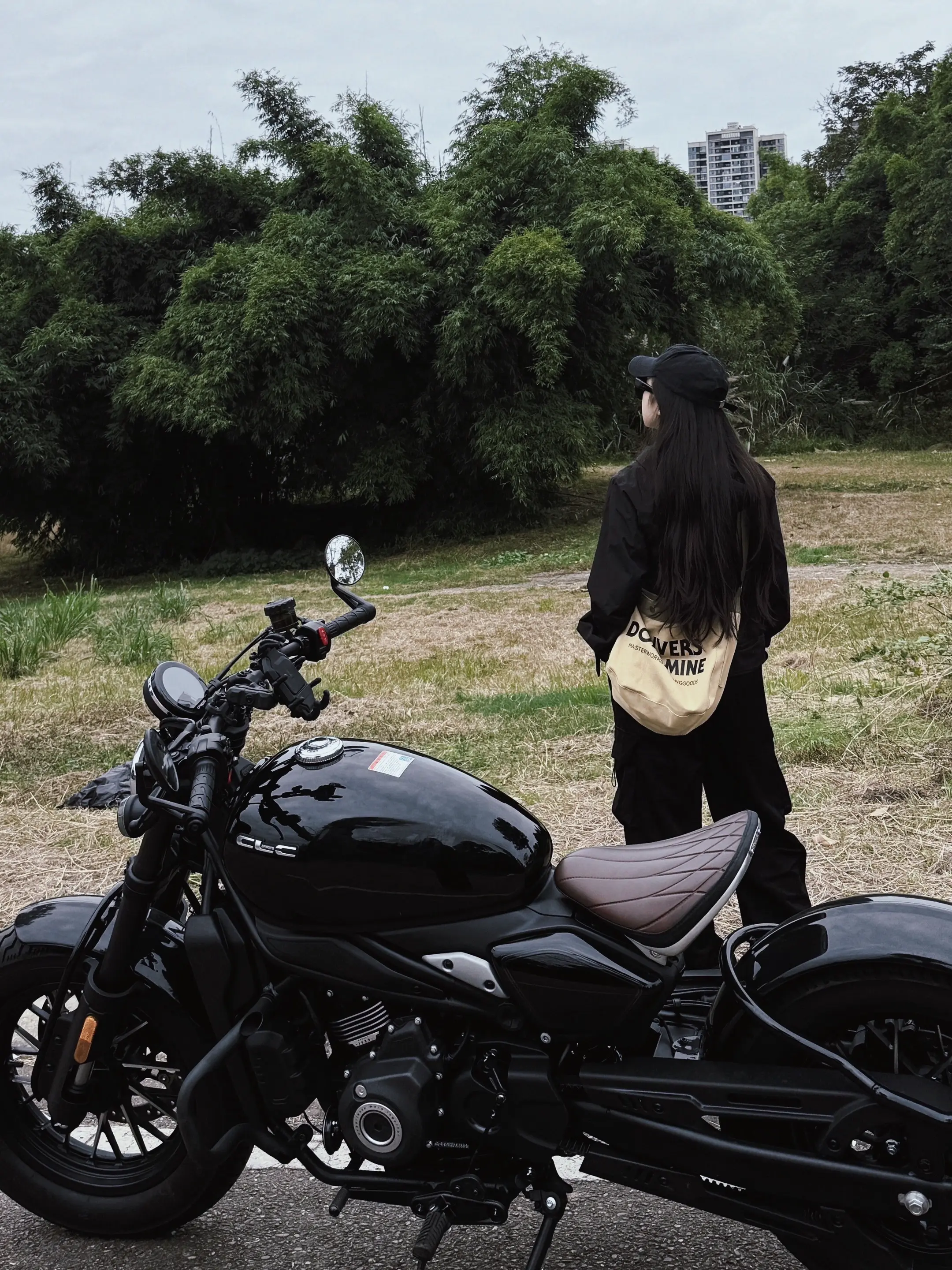 27岁拥有了人生第一辆小摩托🏍️先买车，再考驾照，想做什么就去做吧...