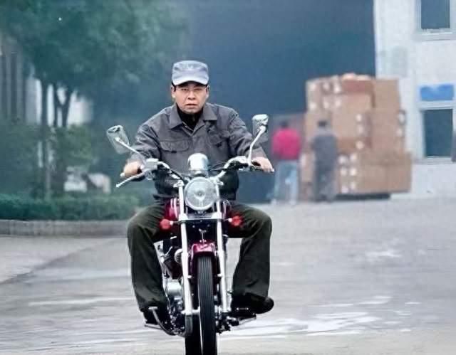 左宗申：一个修车匠，把重庆的油门拧到了全世界