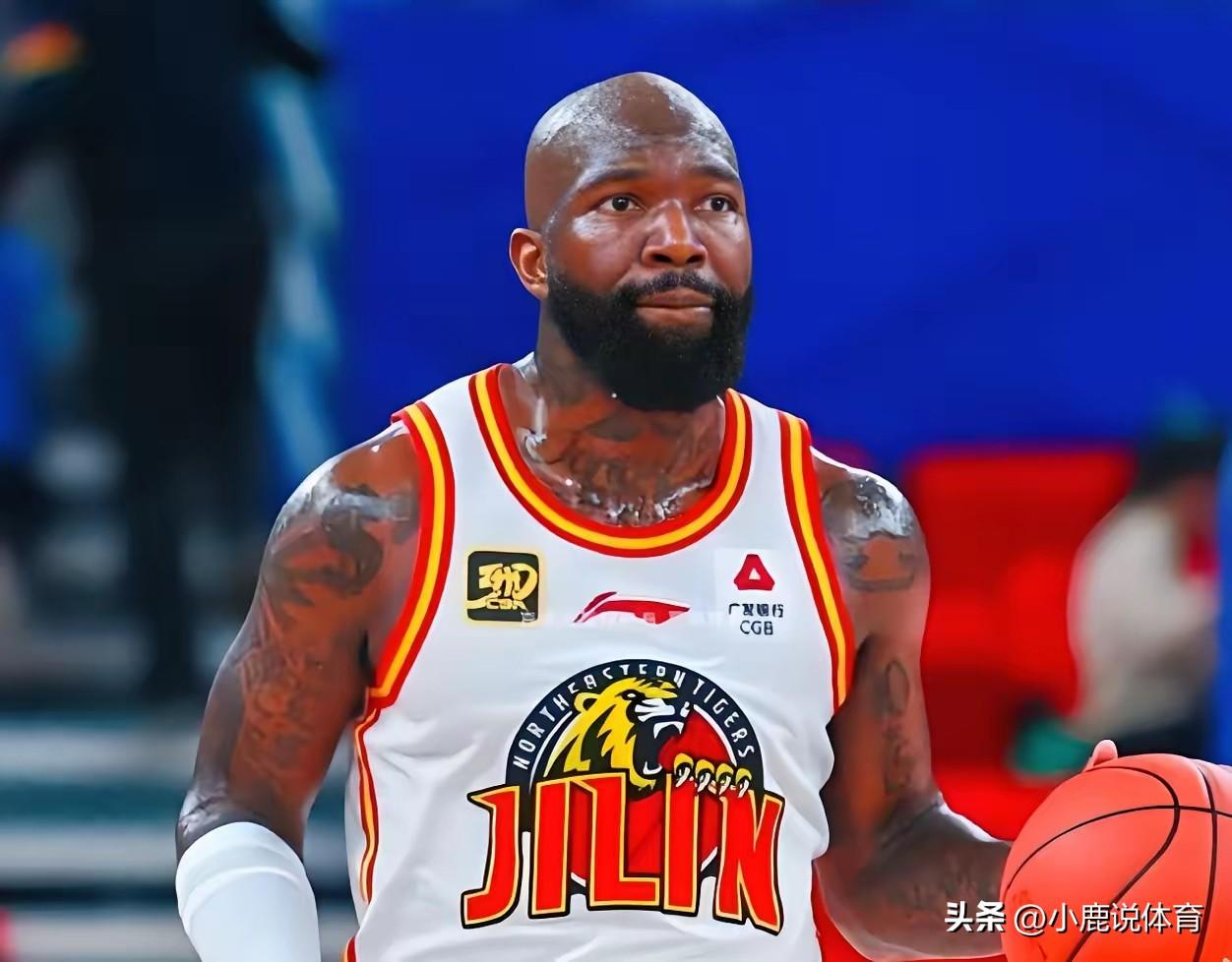 琼斯现在彻底后悔了！
 
之前还有球队想要他。
非要等着更好合同。
不停发小作文