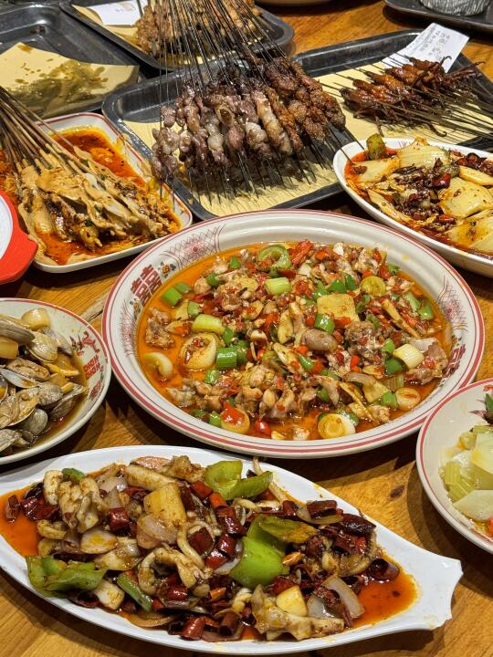 感谢本地人带路‼️藏在西安城墙下的宝藏烤肉