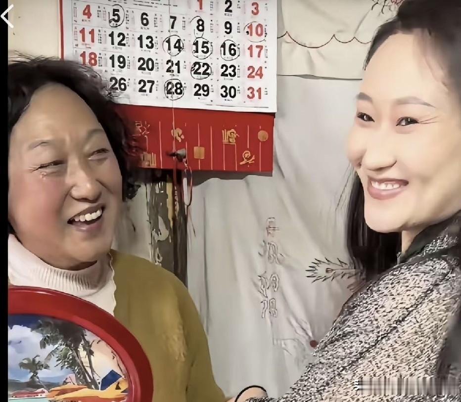 徐姥姥：成成和娇娇结婚几年，最终让人唏嘘，娇娇事业编不愿意出镜，更不来姥姥这边生