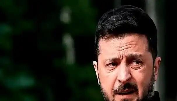 俄乌冲突打到现在，很多人才慢慢看明白：泽连斯基这个人，确实没有外界想象中那么容易