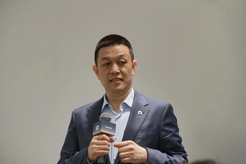 李斌这话说得挺有意思。前脚比亚迪刚喊出“9分钟充满”，后脚他就跑央视上说：超快充