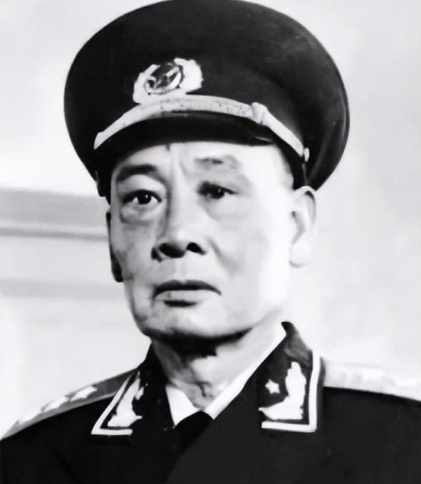 陶峙岳：他为国交出10万大军与新疆，只提一个卑微请求，毛主席回电让他老泪纵横，9