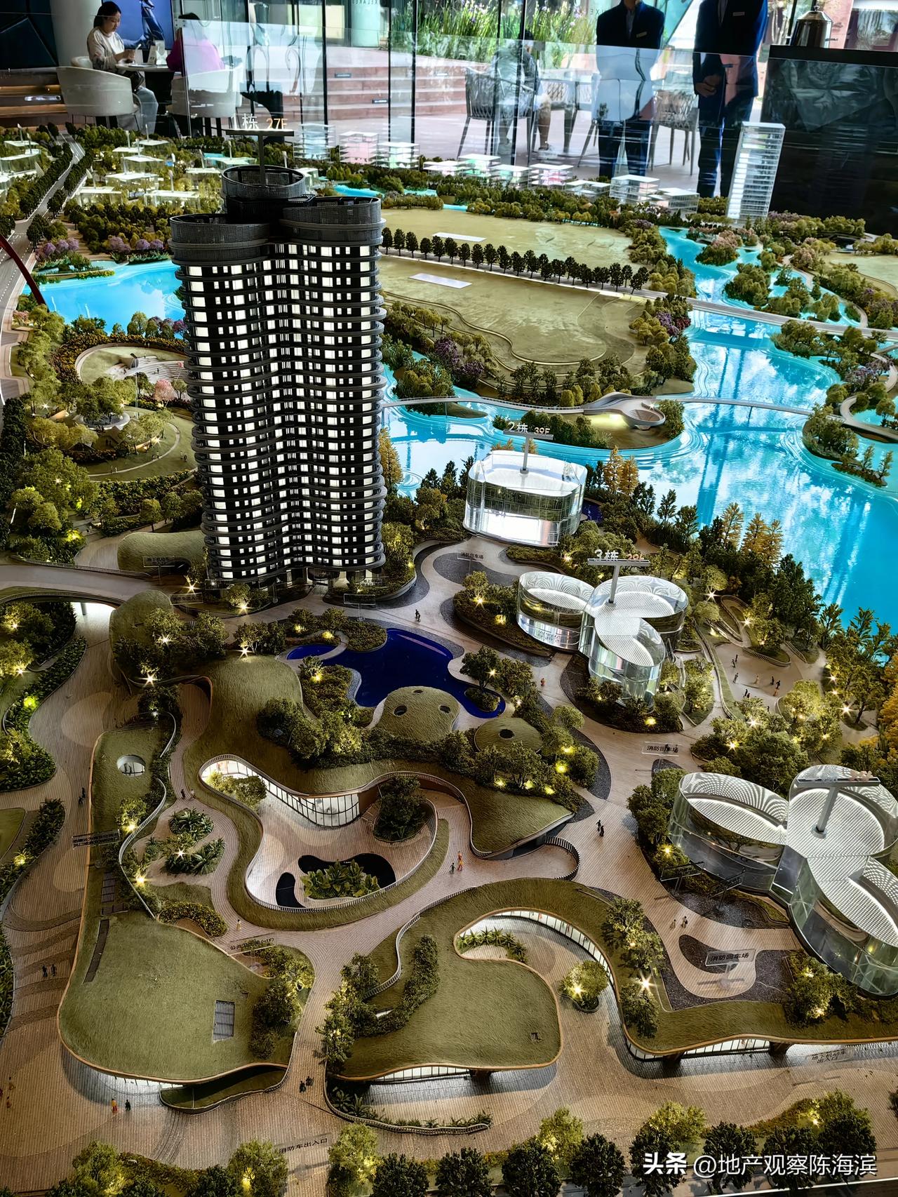 有人问我为什么佳兆业作为旧改王说不行就不行了？还用问吗，放眼全国，一个靠谱的项目