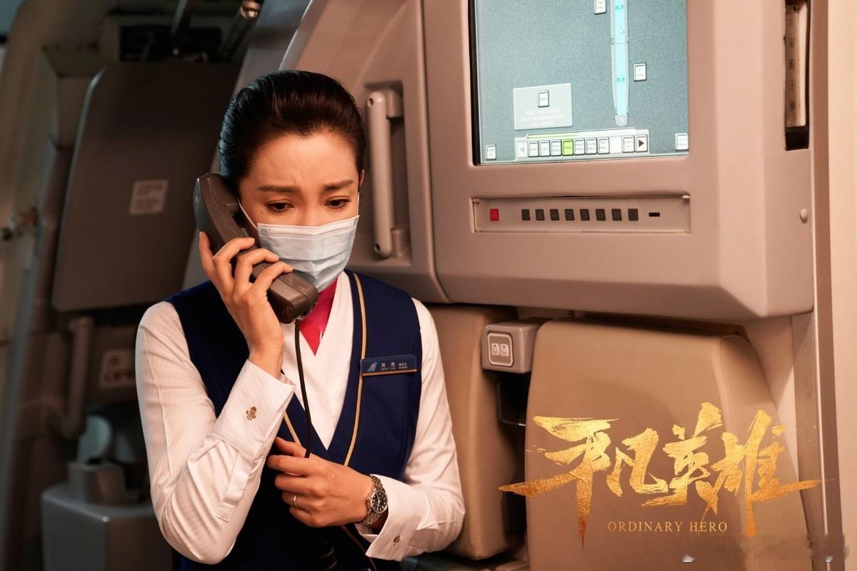 没“回怼”那么夸张，算是开玩笑吧。还是蛮想看冰冰姐回归银幕的，上一部李冰冰主演的