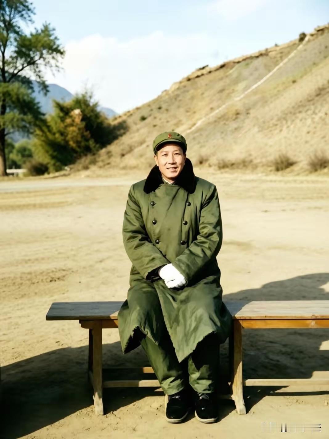沈金波去世35年：《智取威虎山》演“少剑波”，洒脱自如，气宇轩昂，你还记得他吗
