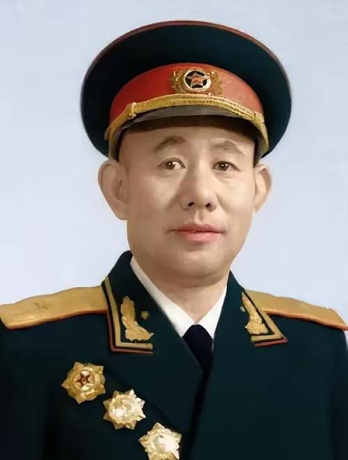 志愿军师长违抗军令，导致伤亡2700多人，彭总：不愧是粟裕的王牌
 
1951年