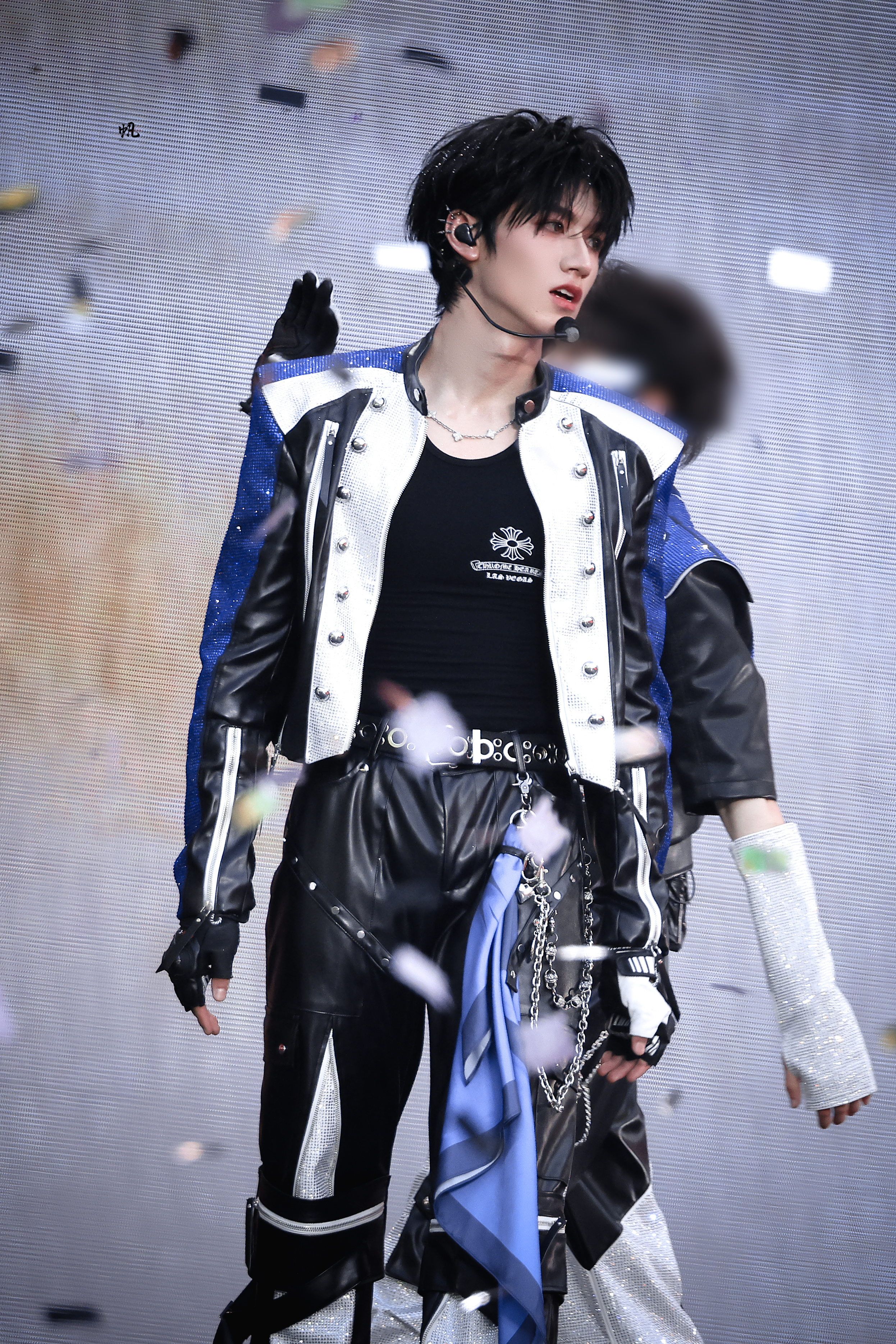（📸）“欢呼为我环绕”·今日星拍放送·朱志鑫演唱会人气 ·朱志鑫黄海闪耀青岛