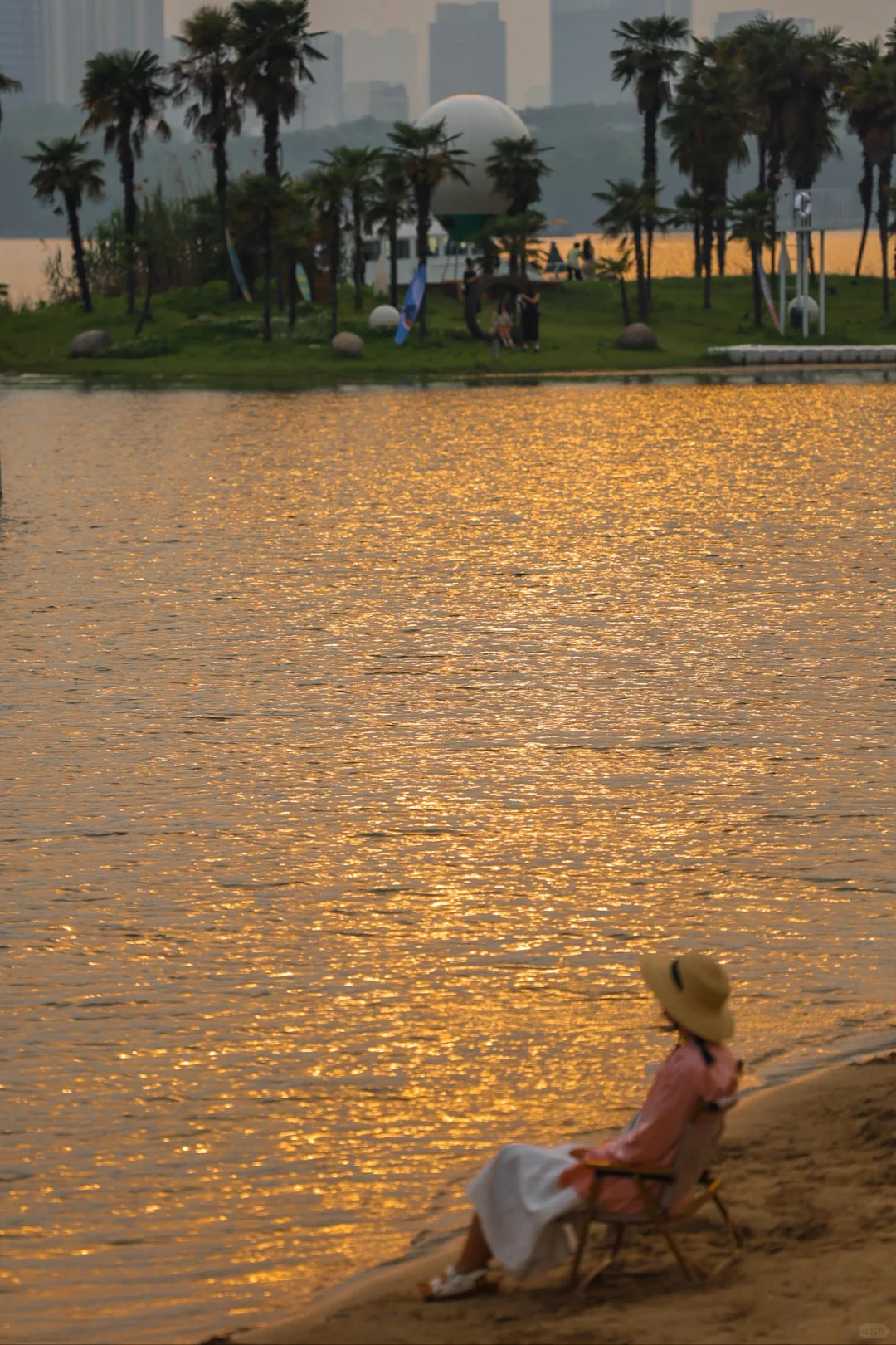 去三亚了❗️跟在武汉似的，五一绝美看海地