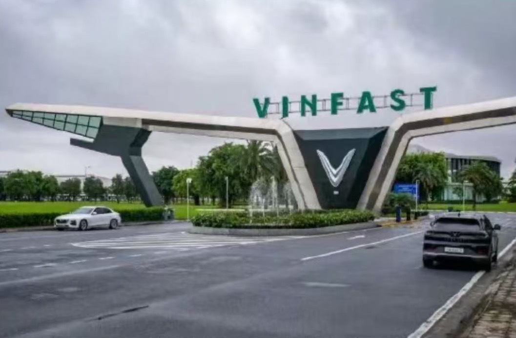 vinfast 近日，VinFast汽车公司宣布，计划出售两座越南本土工厂，可削