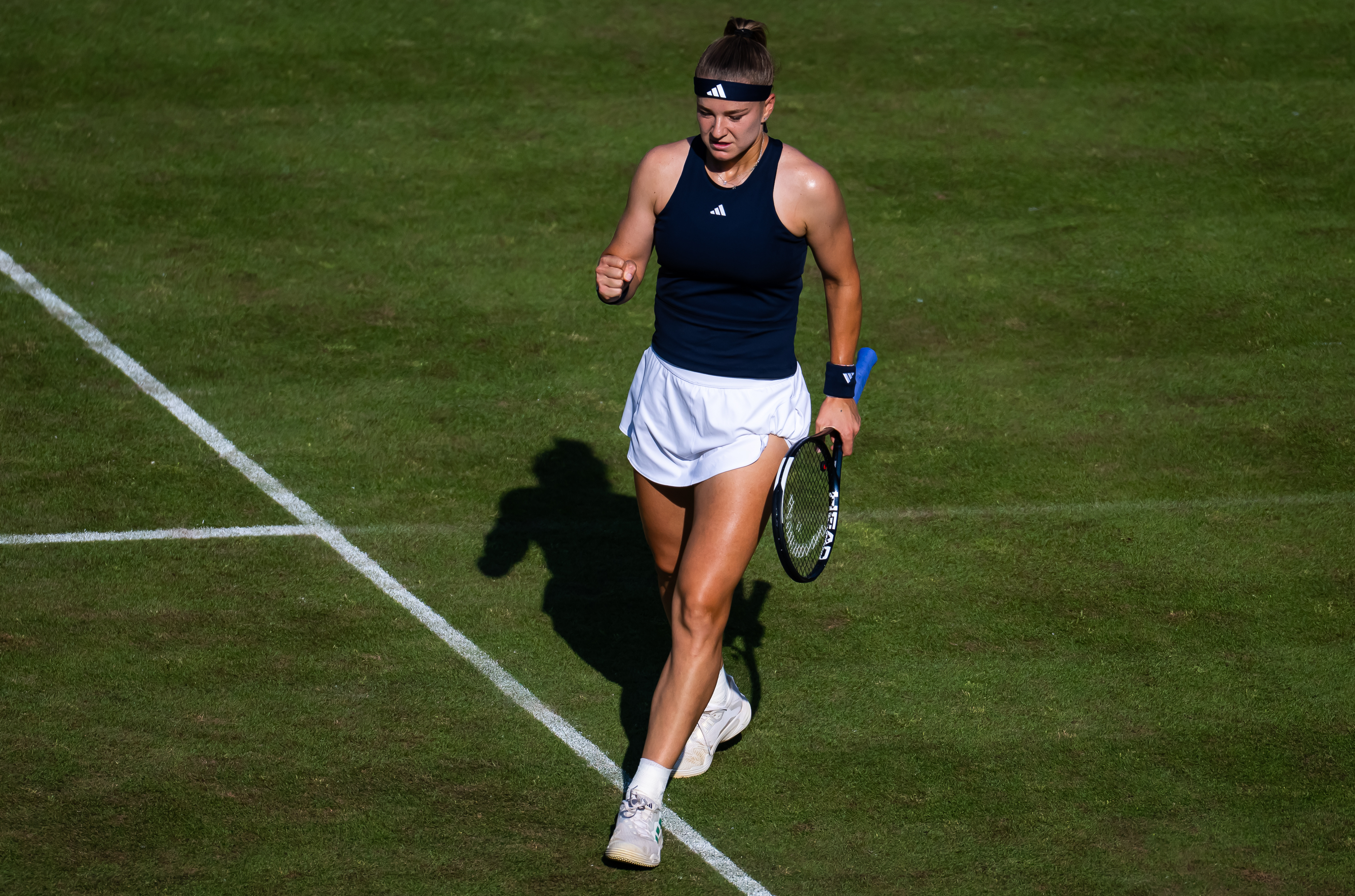 穆霍娃首进草地决赛🆕WTA500巴特洪堡站半决赛，4号种子穆霍娃以6-4 6-