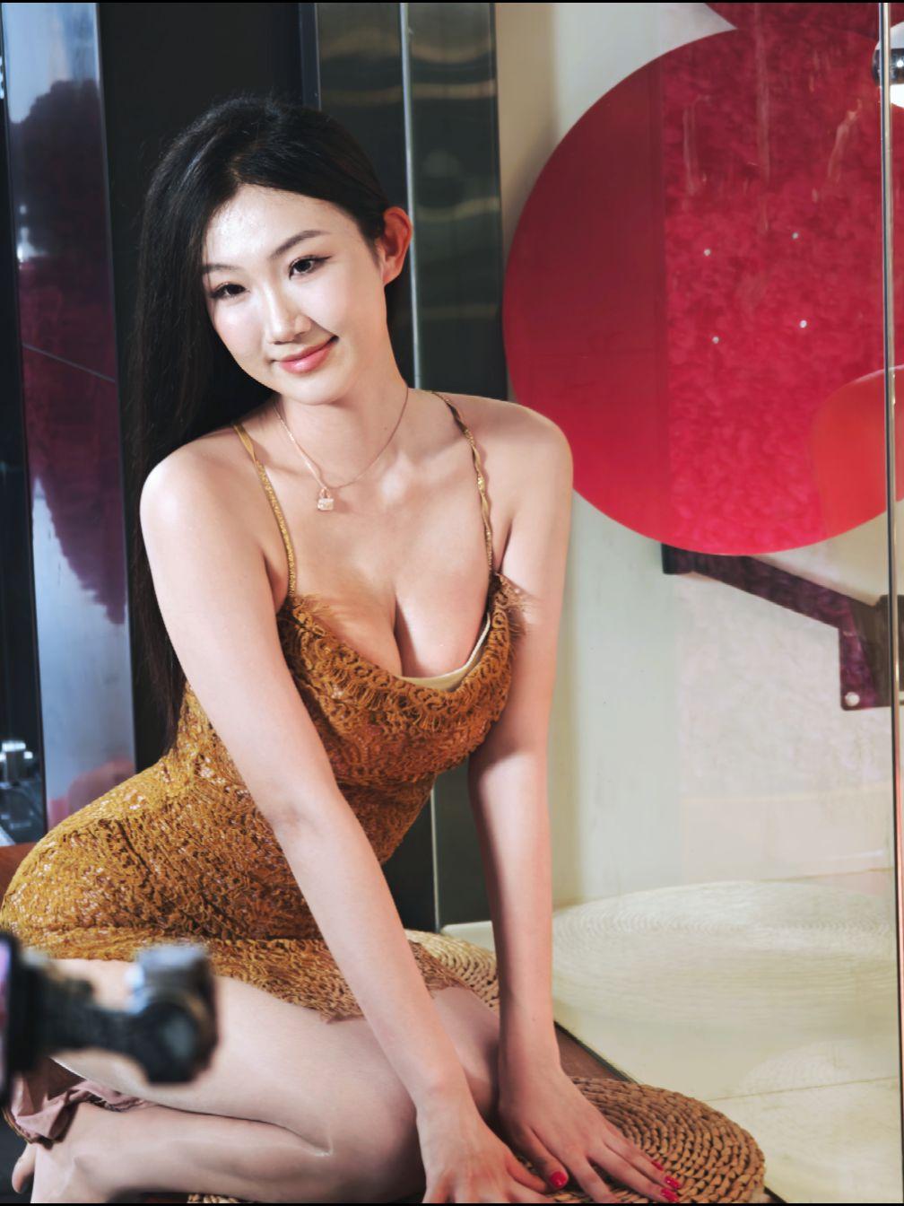 真正的性感与暴露无关 今日份优雅名媛风穿搭 氛围感拉满的穿搭 优雅气质...